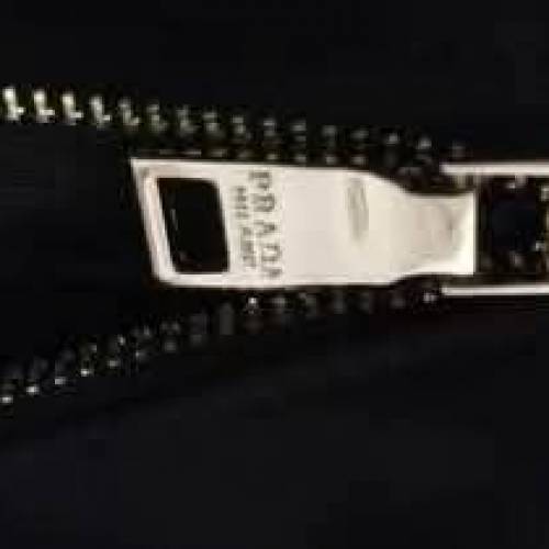 Prada 中古袋