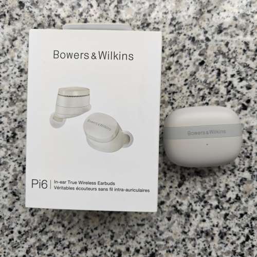 95% New　B&W Pi6 true wireless earbuds 無線藍芽耳機灰白色