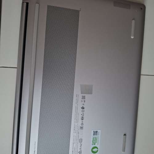 Yoga Slim 7i Aura Edition (14", Gen 10)