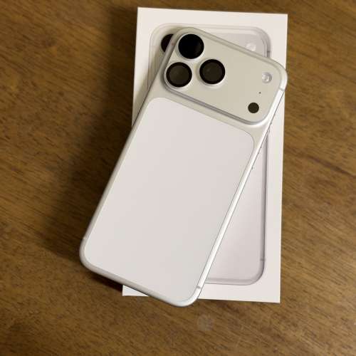 香港行貨 iPhone 17 Pro Max 銀色 512GB