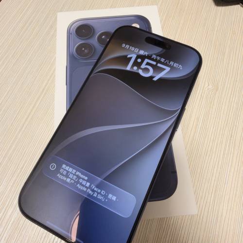 iphone 17pro 256 藍，電暫時仲100，外觀95-98新，仲有保