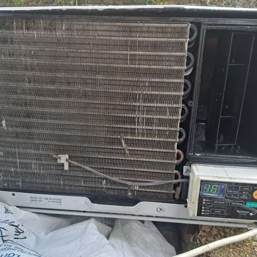 Panasonic   1.5匹   窗口式 冷氣機