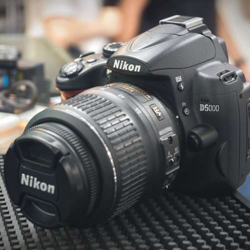 Nikon D5000 + 18-55 G vr 功能正常 鏡片通透 配件齊全 超新