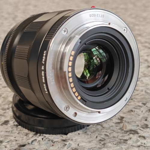 Voigtlander 35mm F2 APO (E-mount)