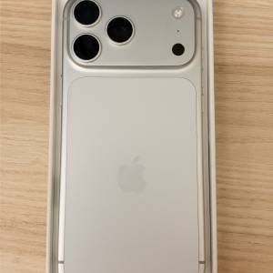 港行iPhone 17 Pro Max 512GB 銀色