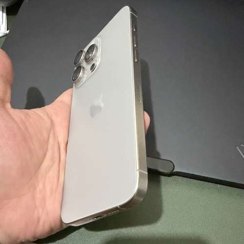 iPhone 15 Pro Max 256GB 鈦金屬原色