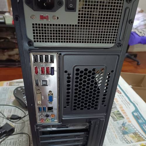 電腦主機 Intel i5-3570 3.4g