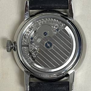 自動機械玩具錶，有儲能顯示 Power Reserve