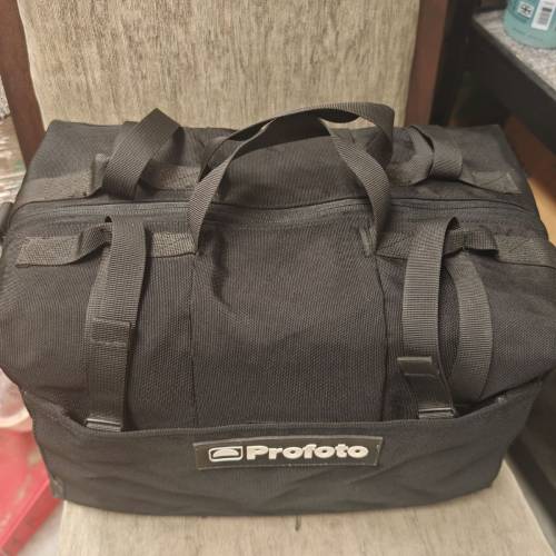 Profoto B2 燈頭連控制器及袋