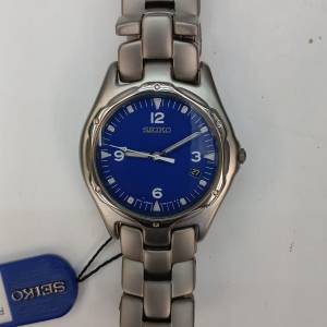 ( 全球唯一全新最輕最薄 ) Vintage 1990 Seiko Titanium 實心鈦金屬 Quartz Watch (...