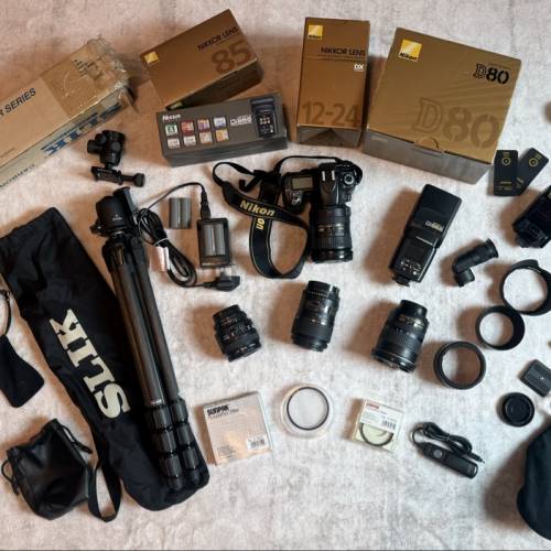 【全套放售】Nikon 鏡頭群 + 閃燈腳架防潮箱