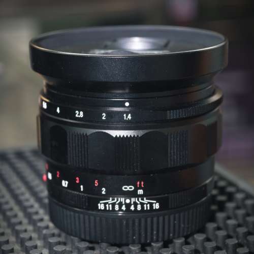 Voigtlander 35/1.4 Nokton classic 35mm f/1.4  Sony FE mount for E 功能正常 鏡...