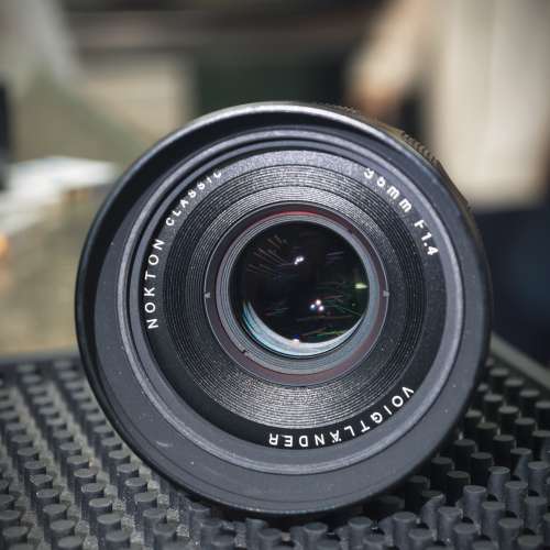 Voigtlander 35/1.4 Nokton classic 35mm f/1.4  Sony FE mount for E 功能正常 鏡...