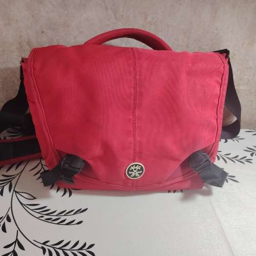 澳洲品牌 CRUMPLER 紅色相機袋