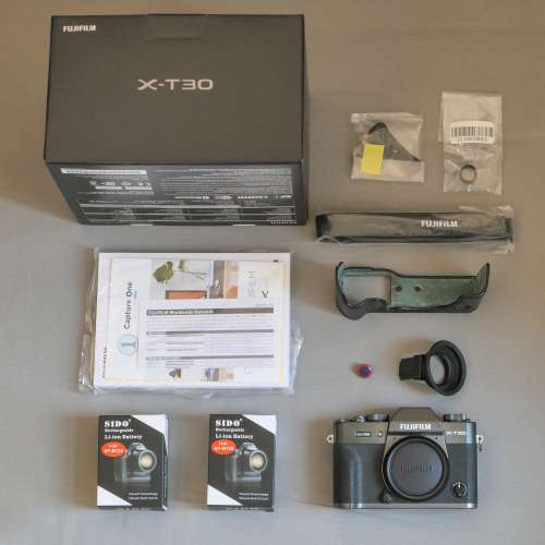 9成新 X-T30 行貨淨機身 連真皮皮套 快門按鈕 加長眼罩 FULL SET 個人覺得比 X-T4 ...