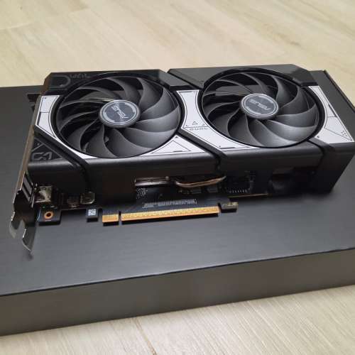 ASUS DUAL GeForce RTX 5060 OC 顯示卡