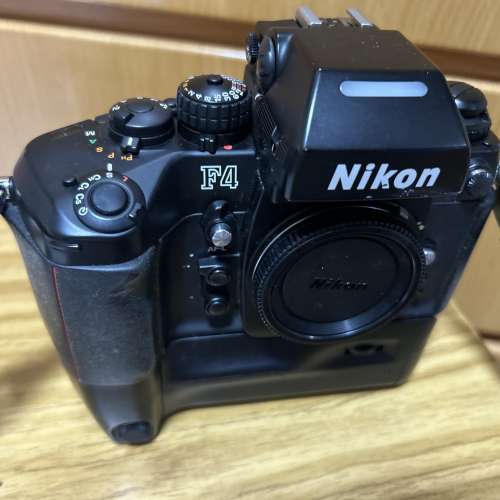 Nikon F4
