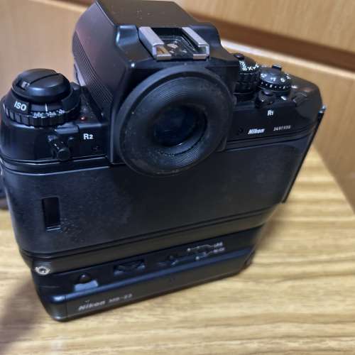 Nikon F4