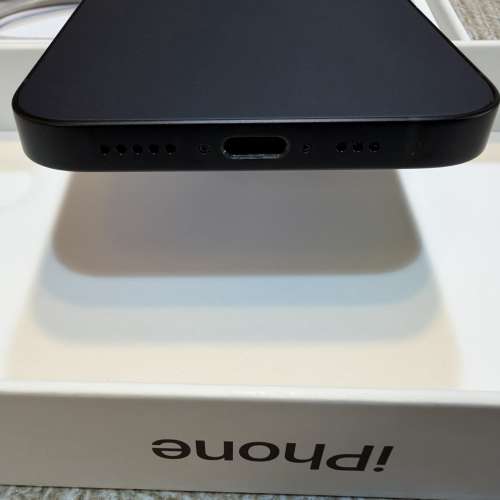 Apple iPhone 16e 128GB 黑色 二手 私人自讓