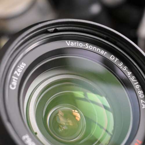 Sony A77 ii  and ZA DT 16-80mm T*                                   not FE mount