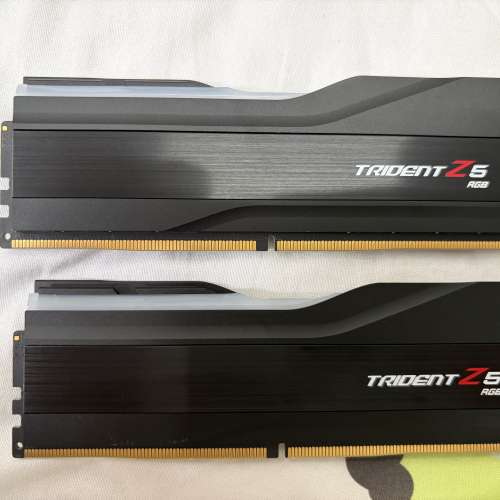 　G-Skill Trident z5 RGB DDR5 5600MHz 96G kit)48GB x 2 CL40