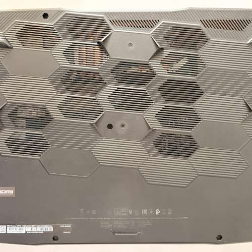 MSI GF66 11UE, RTX3060 6G, 32G ram, 1TB SSD, intel i7-11800h, 原裝充電器