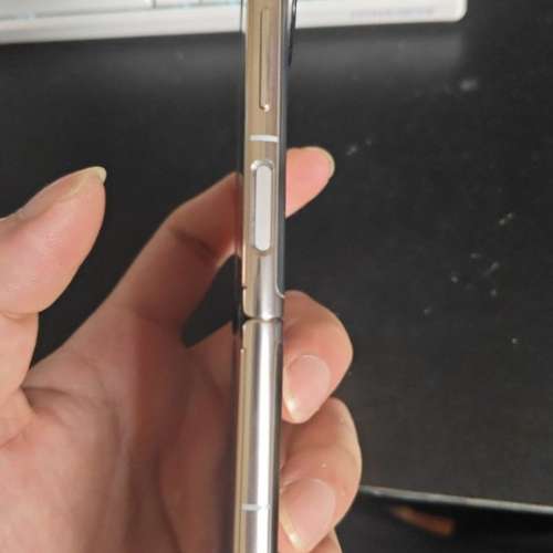 HUAWEI P50 Pocket 金色
