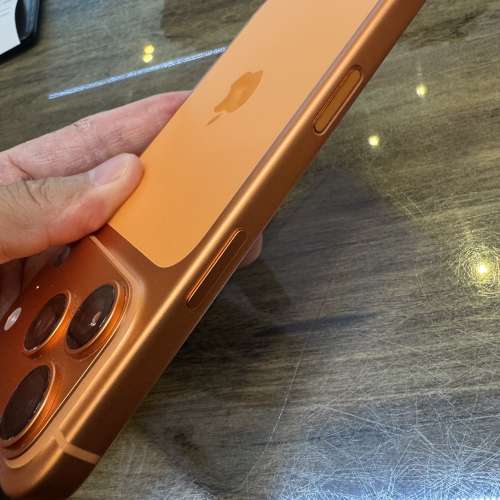 iPhone 17pro 256gb,港行極新，電池健康度91，所有原裝，所有功 能正常！