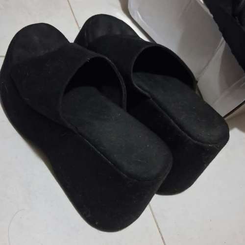 我地鐵站交收