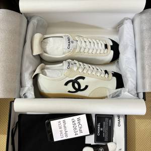 Chanel 26P 雙C 麂皮圓頭休閒鞋 德訓鞋