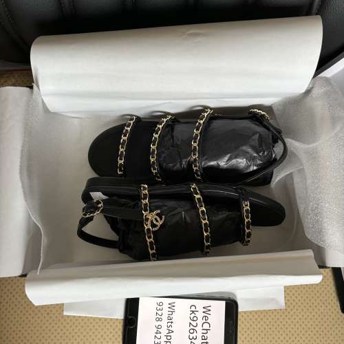 Chanel 雙C 鏈條涼鞋