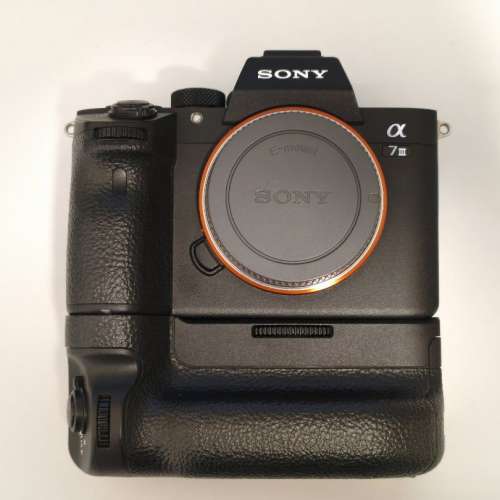 Sony A7III 數碼相機連原廠VG-C3EM直倒 A73