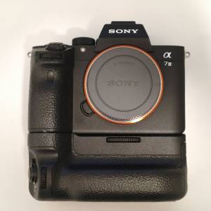 Sony A7III 數碼相機連原廠VG-C3EM直倒 A73