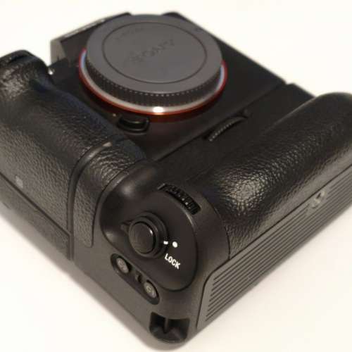 Sony A7III 數碼相機連原廠VG-C3EM直倒 A73