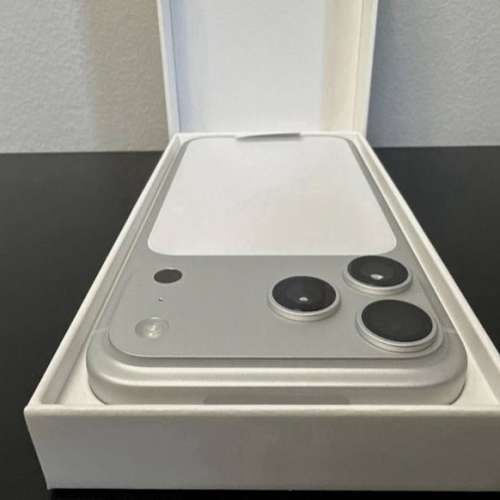 Apple Iphone 17 Pro Max 512GB HK Version For Sale