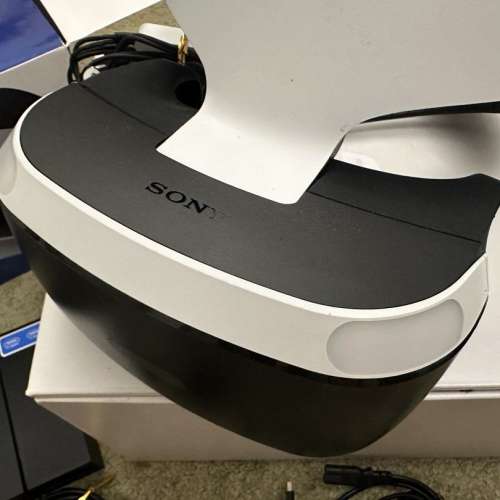 SONY PS4 Playstation VR CUH-ZVR1 with Camera CUH-ZEY2 + Set of Move