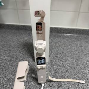 DJI Pocket 2 日落白 限定版 套裝 (包所有配件齊) 送圖中三腳架 + 保護貼(以貼上)