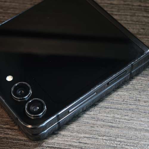 85%新 Samsung Galaxy Z Flip 5 8+512GB 黑色 行貨 單Sim Flip5 摺機