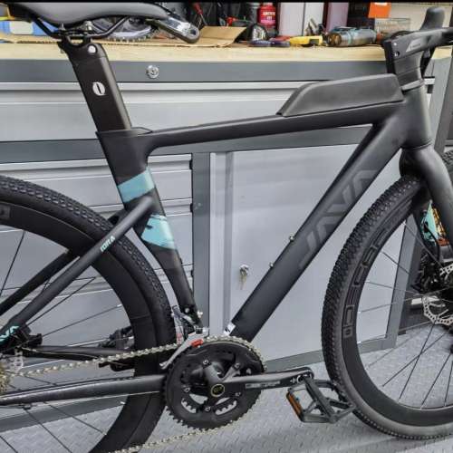 消光黑色 消光鈦色 JAVA IDRA GRAVEL 24速 油剎桶軸鋁合金越野公路車 送水架前後蛙燈