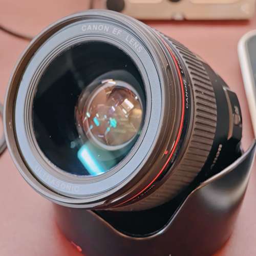 Canon EF 35mm f/1.4L USM