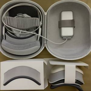 Apple Vision Pro M5 1TB 33W + 21W + Case