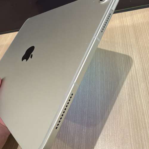5G版iPad A16 128GB Wi-Fi+esim 流動數據版，港行極新少用，電池健康度97!