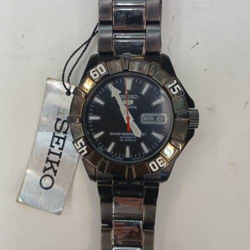 罕有全新Vintage 1990 Seiko 5 Explorer Style Automatic Watch