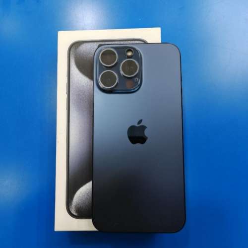 出售iPhone 15 Pro 256GB 藍色 電池健康度85% 沒有維修過