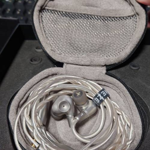 Meze Audio ASTRU