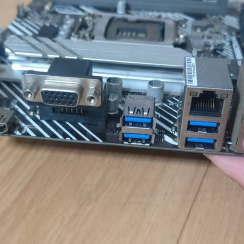 華碩B560
