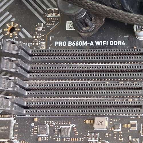 MSI PRO B660M-A WIFI DDR4