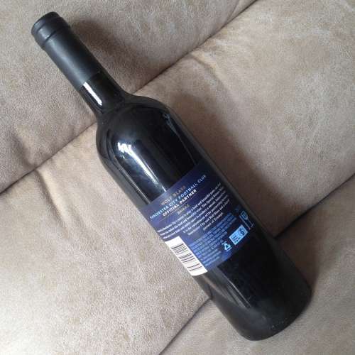 🍷WOLF BLASS Manchester City Football Club Shiraz 2017 750ml 13.5% NEW 全新 ...