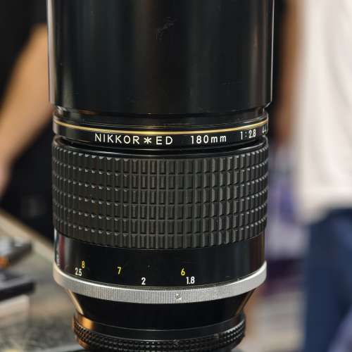 Nikon 180 尼康 AIS 180/2.8 *ED nikkor 180mm 功能正常 鏡片通透 小花 可轉 CANON...