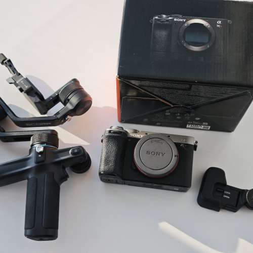 ［送Feiyu Scorp Mini］80%新 Sony Alpha ILCE-7CR a7C R 高像素 61MP 銀色機身 A7C...